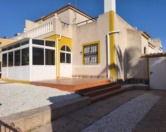 Image No.1-Quad de 2 chambres à vendre à Punta Prima