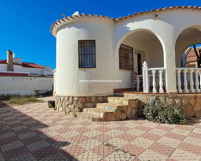 Image No.1-2 Bed Villa for sale