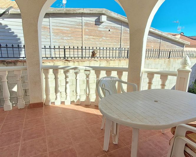 Image No.17-2 Bed Villa for sale