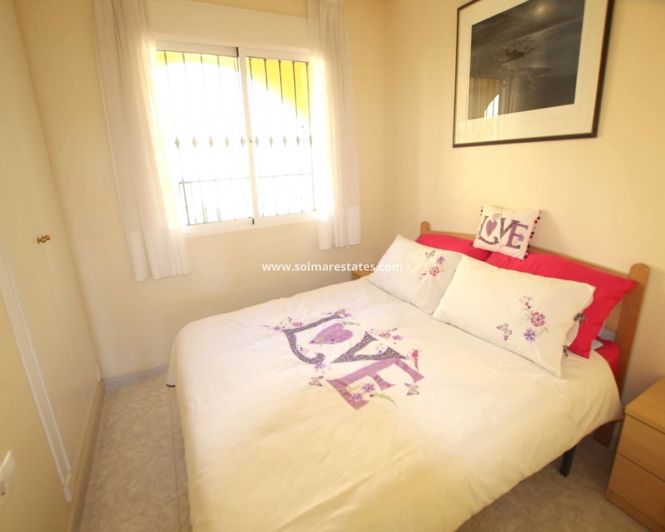 Image No.22-2 Bed Apartment for sale