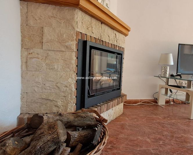 Image No.17-3 Bed House for sale