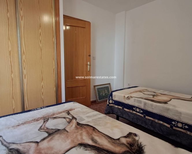 Image No.24-3 Bed House for sale