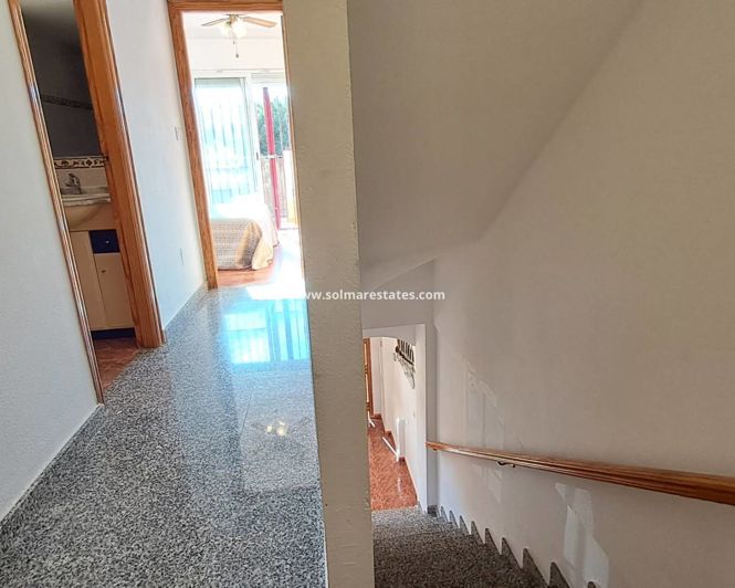 Image No.28-3 Bed House for sale