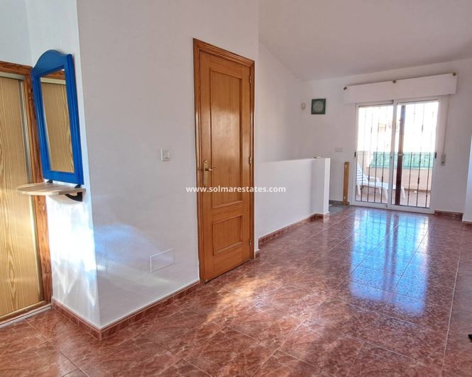 Image No.30-3 Bed House for sale
