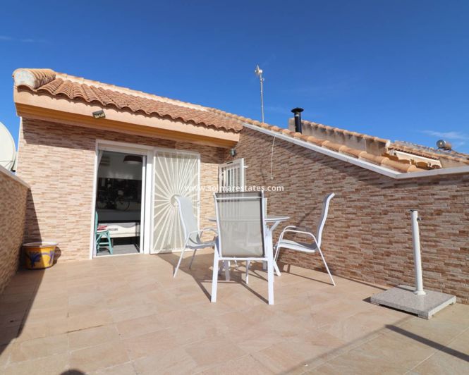 Image No.27-3 Bed Villa for sale