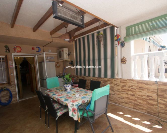 Image No.17-3 Bed House for sale