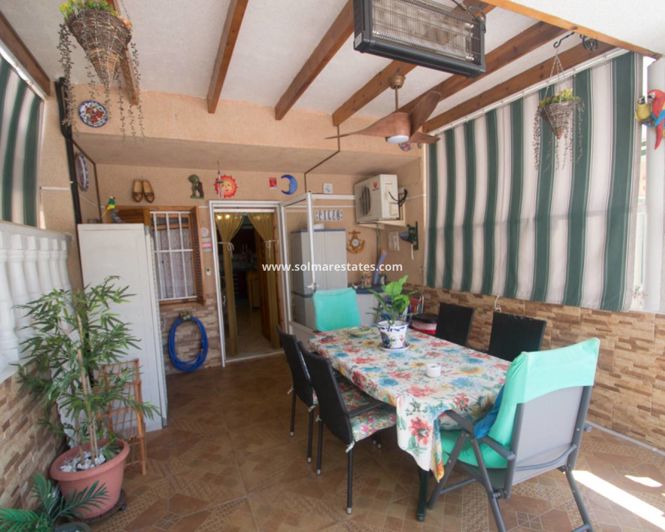 Image No.18-3 Bed House for sale