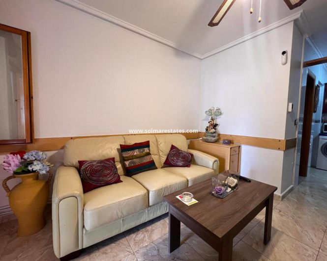 Image No.3-3 Bed House for sale