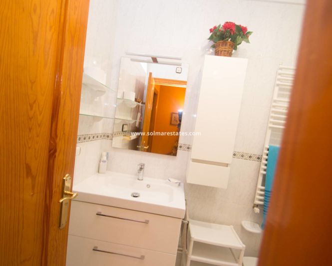 Image No.31-3 Bed House for sale