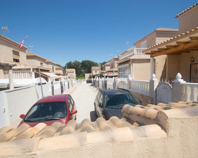 Image No.41-3 Bed House for sale