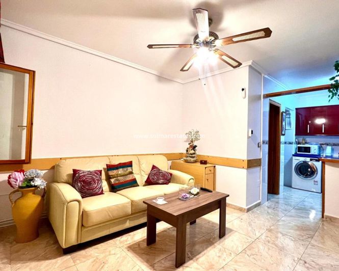 Image No.9-3 Bed House for sale