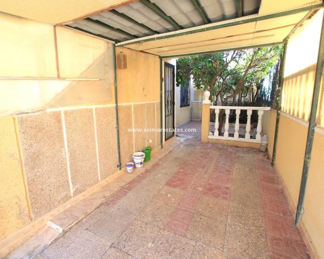 Image No.17-2 Bed Bungalow for sale