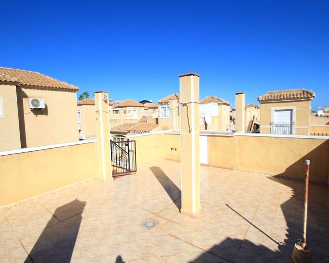 Image No.23-2 Bed Bungalow for sale