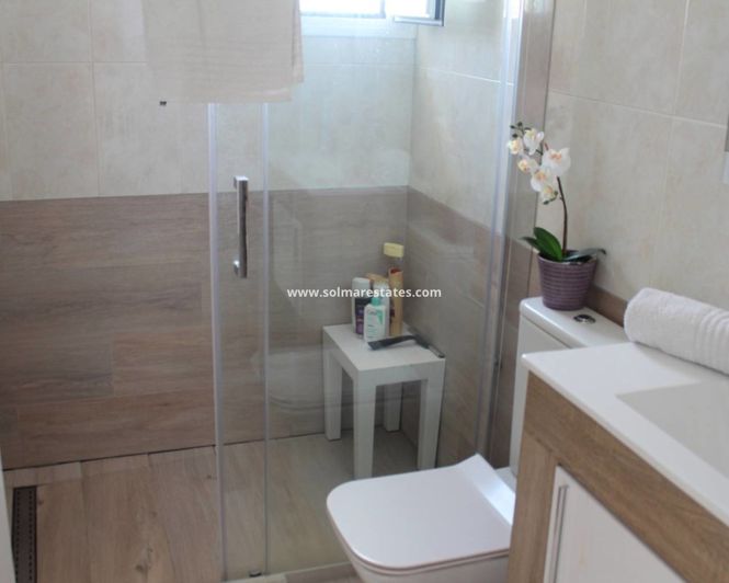 Image No.12-1 Bed Apartment for sale