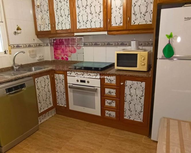 Image No.4-2 Bed Townhouse for sale