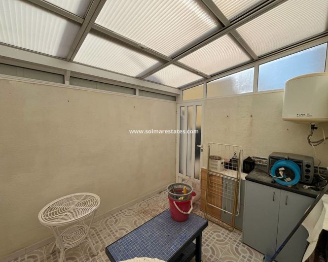 Image No.11-2 Bed House for sale