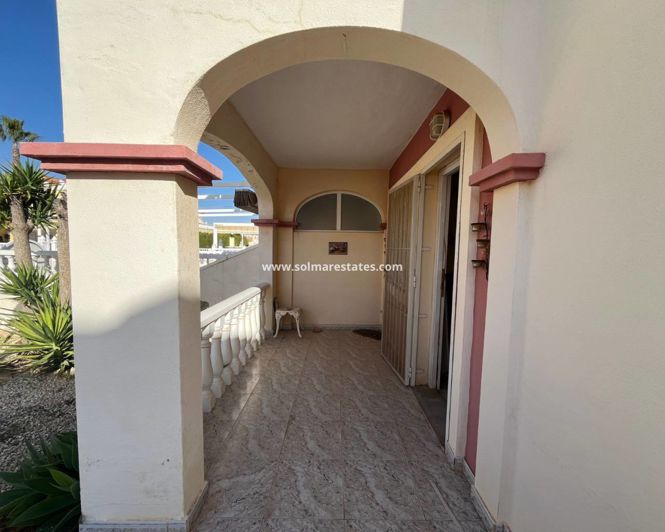 Image No.14-2 Bed House for sale