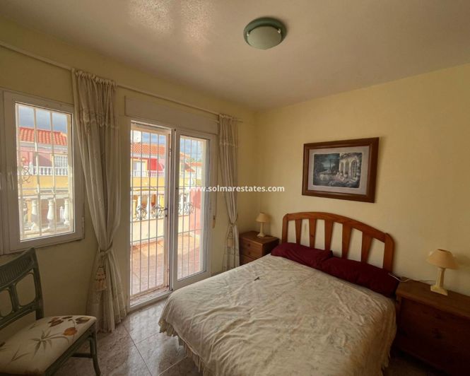 Image No.15-2 Bed House for sale