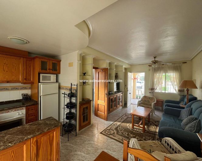 Image No.2-2 Bed House for sale