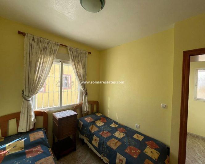 Image No.21-2 Bed House for sale