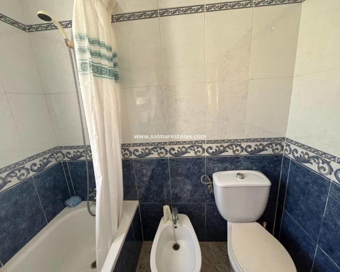 Image No.22-2 Bed House for sale