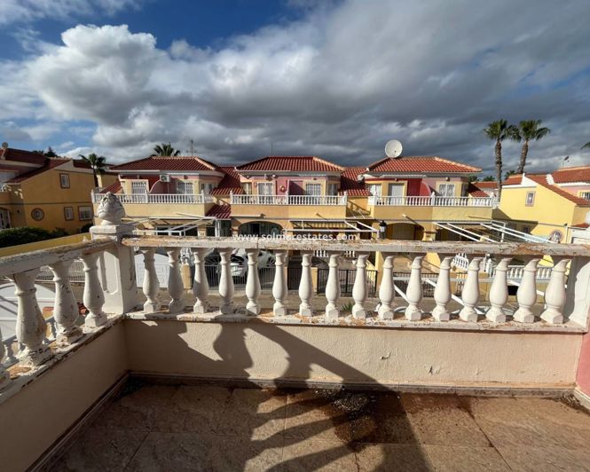 Image No.29-2 Bed House for sale