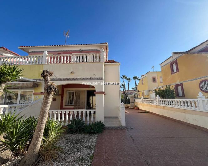 Image No.32-2 Bed House for sale