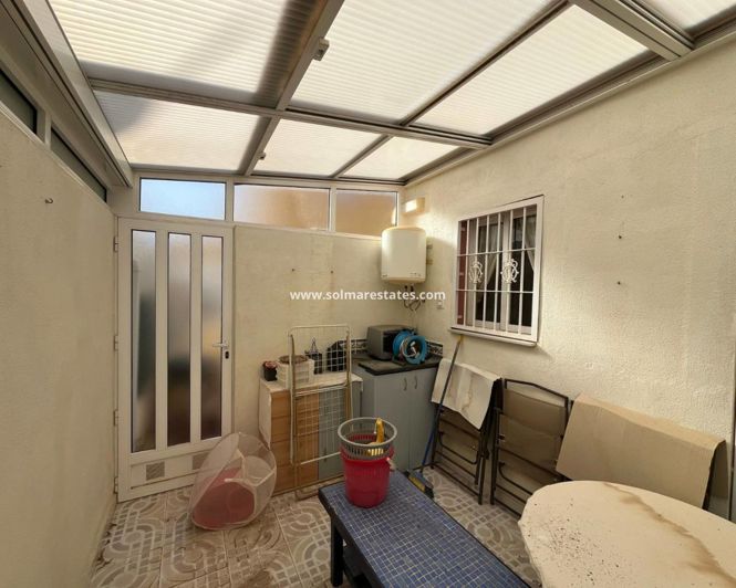 Image No.9-2 Bed House for sale