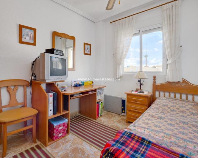 Image No.21-Villa de 4 chambres à vendre à Playa Flamenca