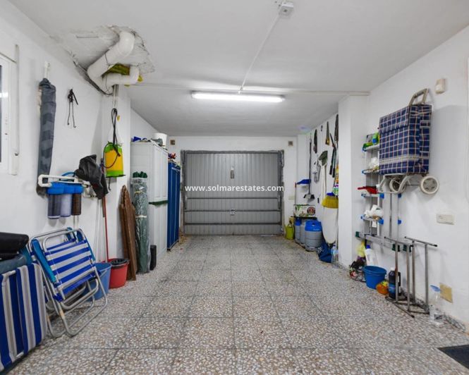 Image No.28-Villa de 4 chambres à vendre à Playa Flamenca