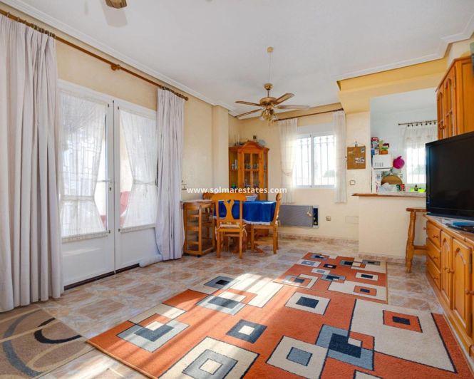 Image No.6-Villa de 4 chambres à vendre à Playa Flamenca