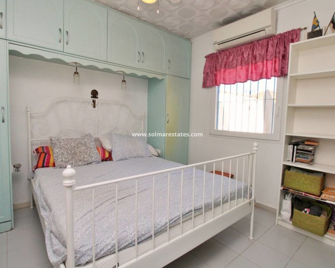 Image No.12-Villa de 2 chambres à vendre à Torrevieja