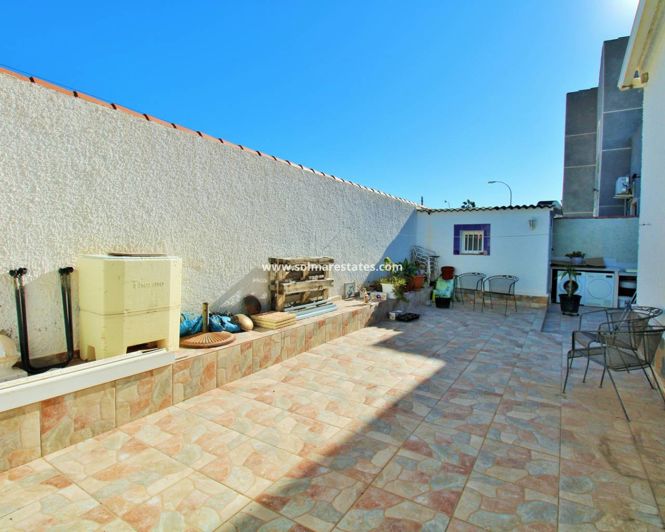 Image No.20-Villa de 2 chambres à vendre à Torrevieja