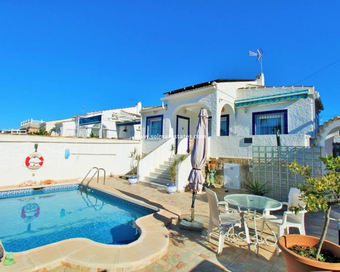 Image No.3-Villa de 2 chambres à vendre à Torrevieja