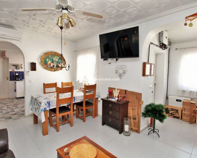 Image No.6-Villa de 2 chambres à vendre à Torrevieja