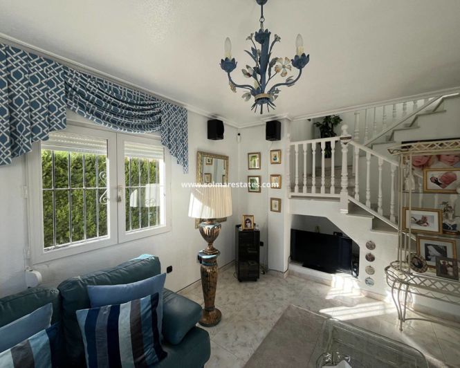 Image No.2-3 Bed Villa for sale