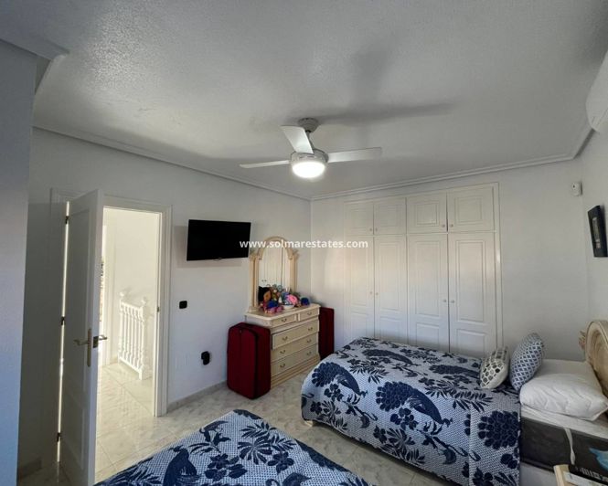 Image No.28-3 Bed Villa for sale