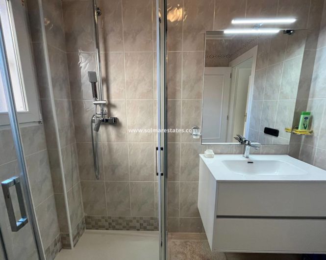 Image No.37-3 Bed Villa for sale