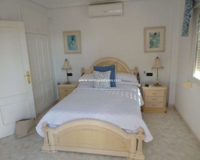 Image No.4-3 Bed Villa for sale