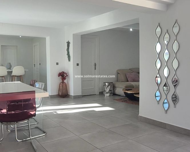 Image No.21-Villa de 4 chambres à vendre à Los Balcones