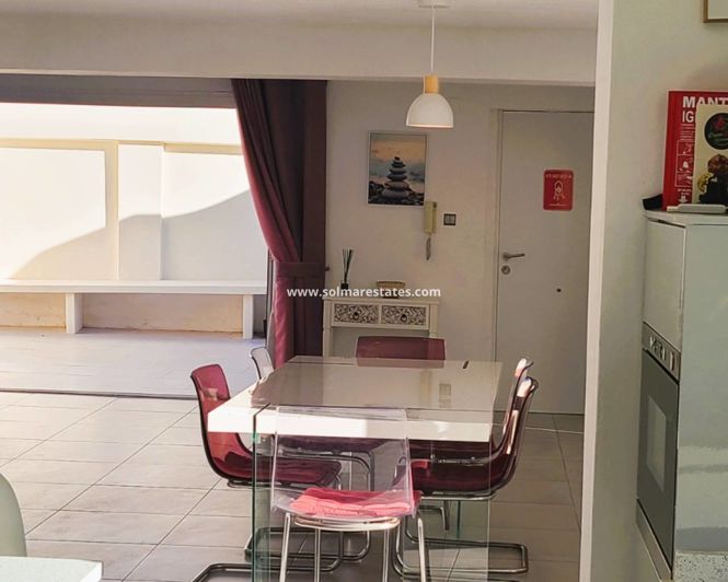 Image No.22-Villa de 4 chambres à vendre à Los Balcones