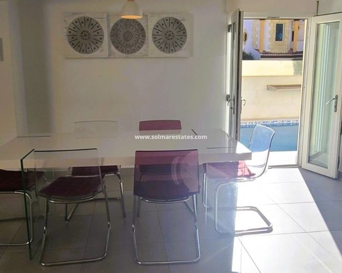 Image No.23-Villa de 4 chambres à vendre à Los Balcones