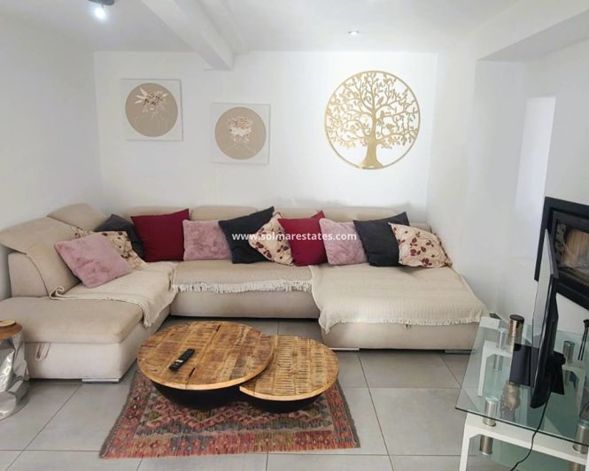 Image No.4-Villa de 4 chambres à vendre à Los Balcones