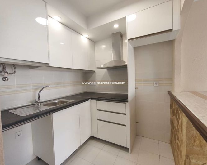 Image No.5-3 Bed Townhouse for sale