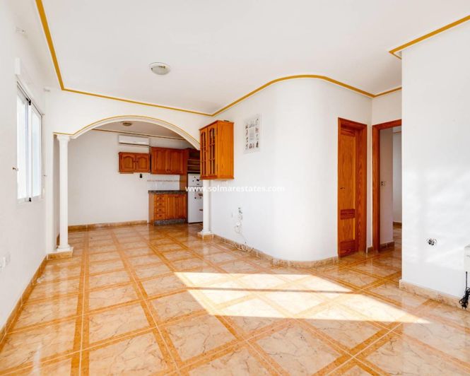 Image No.16-2 Bed Apartment for sale