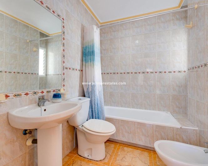 Image No.26-2 Bed Apartment for sale