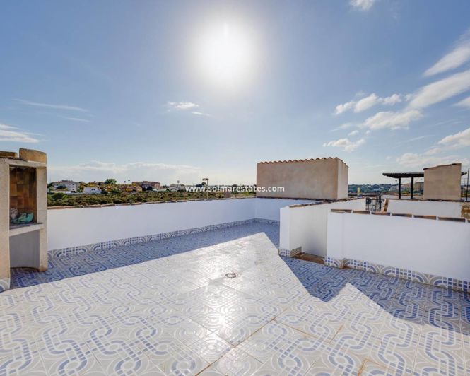 Image No.8-2 Bed Apartment for sale