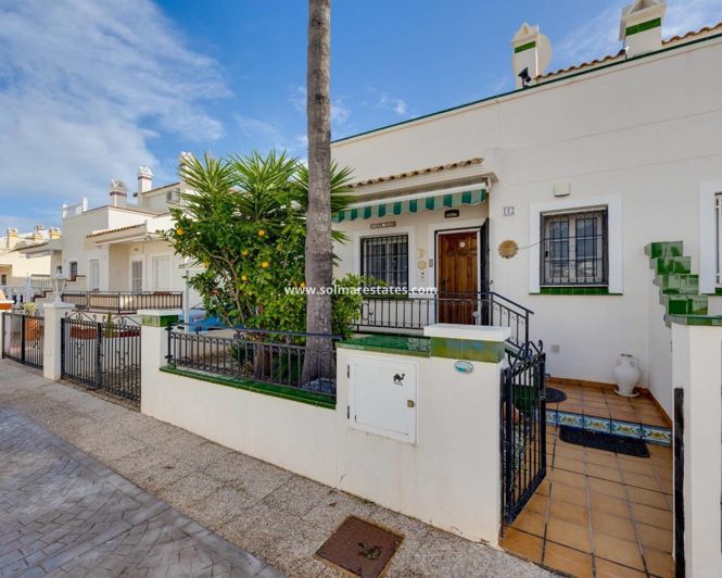 Image No.2-3 Bed Quad for sale