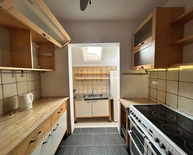 Image No.16-2 Bed Townhouse for sale