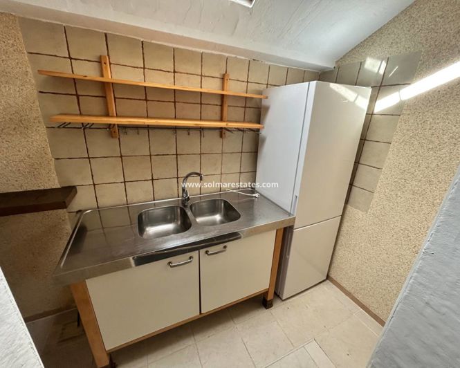 Image No.17-2 Bed Townhouse for sale